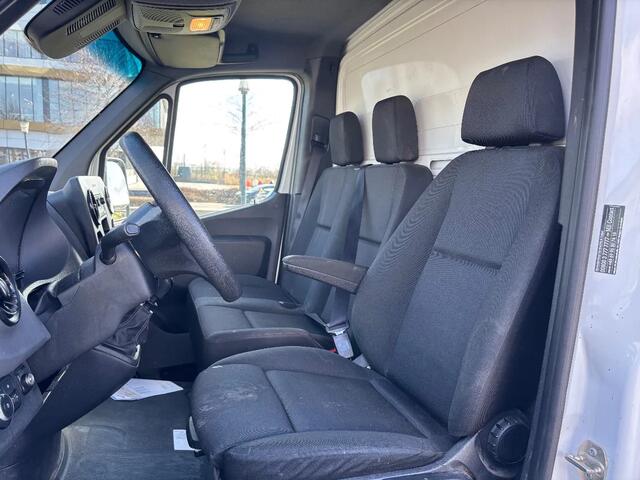 Mercedes-Benz SPRINTER 316CDI Bakwagen Airco Imperiaal & Trekhaak EURO 6 120,000KM