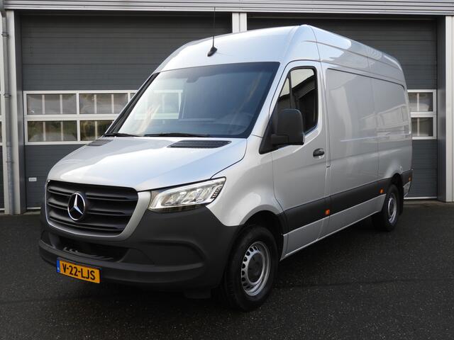 Mercedes-Benz SPRINTER 319 3.0 CDI L2H2 V6 190PK AUT | LED | MBUX | 2.8t TREKHAAK