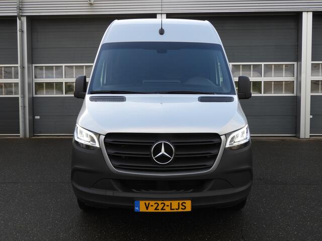 Mercedes-Benz SPRINTER 319 3.0 CDI L2H2 V6 190PK AUT | LED | MBUX | 2.8t TREKHAAK