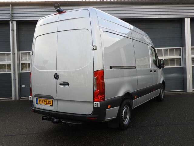 Mercedes-Benz SPRINTER 319 3.0 CDI L2H2 V6 190PK AUT | LED | MBUX | 2.8t TREKHAAK