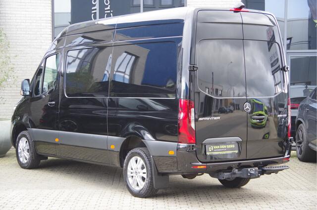 Mercedes-Benz SPRINTER 319 3.0 CDI V6 L2H2 AUT LED, ACC, MBUX 10.25, TREKHAAK 3.5T, 360 CAMERA, NAVI, CLIMA, STOELVERW, STANDKACHEL