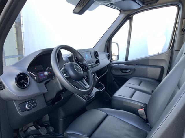 Mercedes-Benz SPRINTER 314 2.2 CDI L2H2 Airco Navi 3 Zits Leer Opstap & Trekhaak 2000 kg Extra slot op de Deuren Euro 6