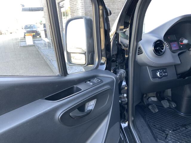 Mercedes-Benz SPRINTER 314 2.2 CDI L2H2 Airco Navi 3 Zits Leer Opstap & Trekhaak 2000 kg Extra slot op de Deuren Euro 6