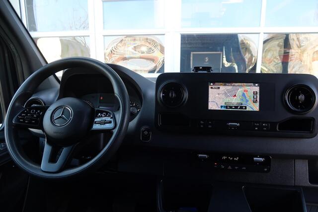 Mercedes-Benz SPRINTER 519 3.0 CDI L2H2 V6 AUT/ CAMERA/ 2X DEUR/ 1EIG/ CRUISE/ CLIMA/ TREKHAAK