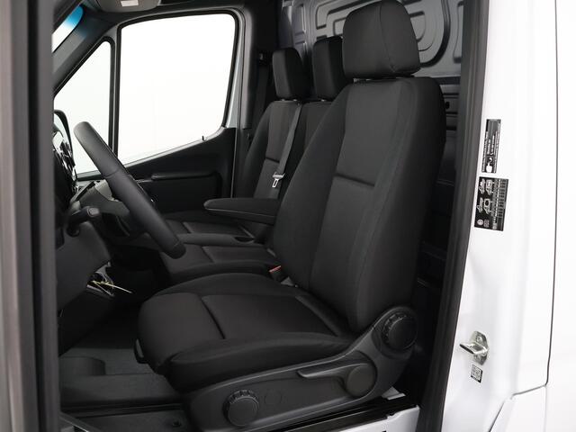Mercedes-Benz SPRINTER 315 L2H2 RWD PRO | 3500KG TREKKEN | AUTOMAAT | BANK | DODEHOEKASSIST
