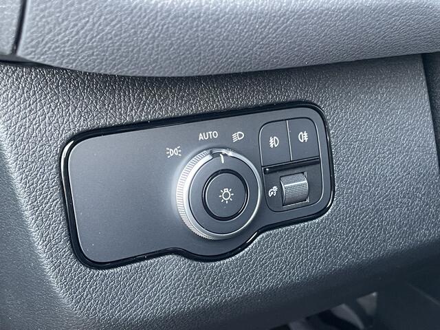 Mercedes-Benz SPRINTER 319 1.9 CDI L2 / H2 AUT Navi / Camera