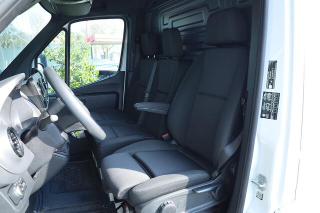 Mercedes-Benz SPRINTER 317 1.9 CDI L2H2 | Cruise | Navi | Airco | Camera | BPM Vrij