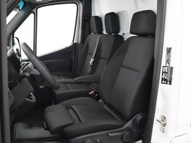 Mercedes-Benz SPRINTER 311 CDI Chassis L3 RWD PRO