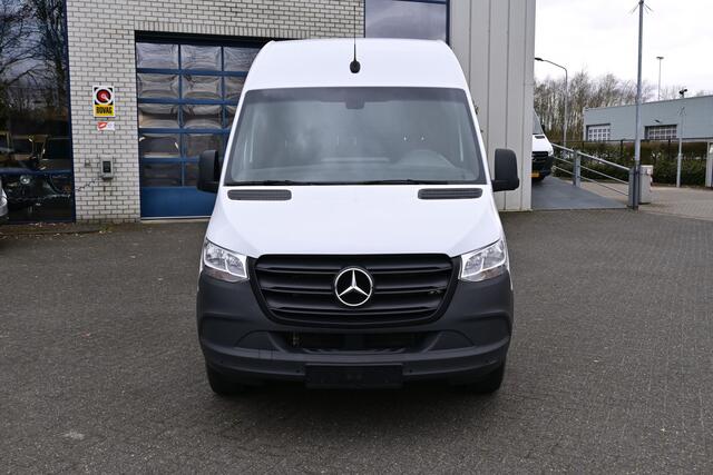 Mercedes-Benz SPRINTER 317 CDI L3H2 MBUX navigatie met camera en parkeersensoren, Stoelverwarming, Brake assyst