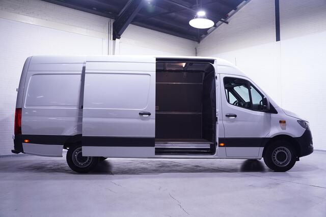 Mercedes-Benz SPRINTER 315 CDI 150 pk L3H2 Navi, 360 Camera, PDC V+A Laadruimte Pakket, 270 Graden Deuren, 3-Zits