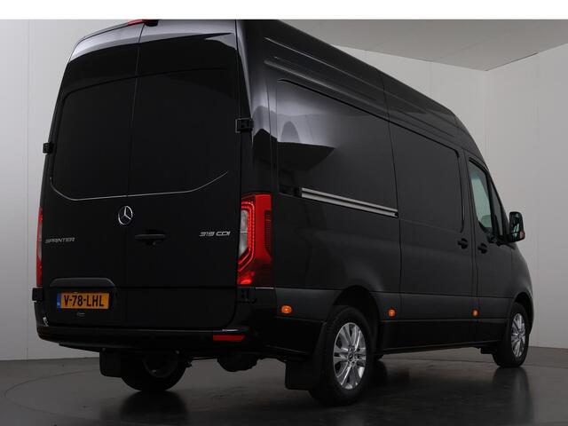 Mercedes-Benz SPRINTER 319 CDI L2 H2 Select | Aut. | Navigatie | Airco | Stoelverwarming | Achteruitrijcamera | Distronic | Dodehoekassistent | Geveerde Comfortstoel en bijrijdersbank | Trekhaakvoorbereiding 3500kg | Certified |