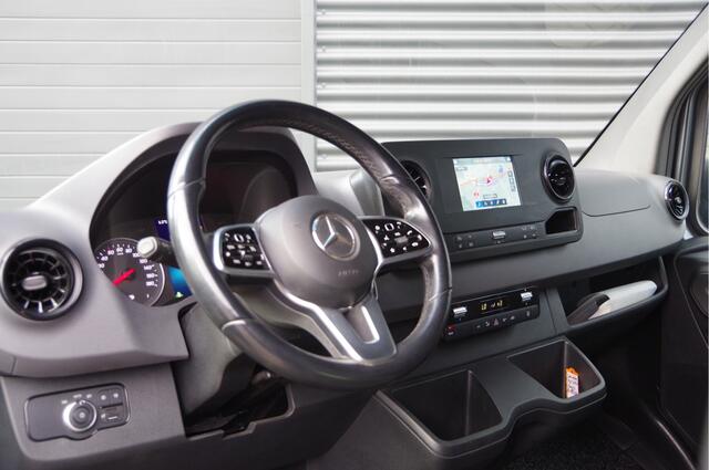 Mercedes-Benz SPRINTER 317 1.9 CDI L2H2 AUT. LED, STANDKACHEL, CAMERA, NAVI, STOELVERWARMING, APPLE CARPLAY