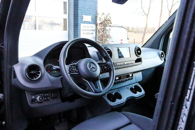 Mercedes-Benz SPRINTER 317CDI L2H2, Automaat, MBUX, 360Camera, Airco, Apple CarPlay/ Android Auto, 360 graden camera, Achteruitrijcamera, Automaat,