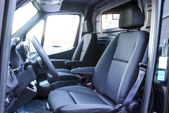 Mercedes-Benz SPRINTER 317CDI L2H2, Automaat, MBUX, 360Camera, Airco, Apple CarPlay/ Android Auto, 360 graden camera, Achteruitrijcamera, Automaat,