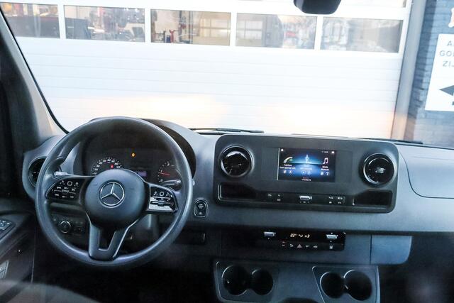 Mercedes-Benz SPRINTER 317CDI L2H2, Automaat, MBUX, 360Camera, Airco, Apple CarPlay/ Android Auto, 360 graden camera, Achteruitrijcamera, Automaat,