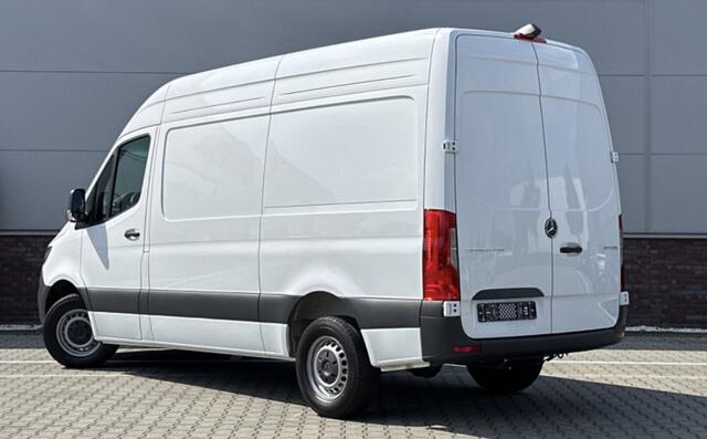 Mercedes-Benz SPRINTER 317 1.9 CDI L2 H2 Base Cruise control / Android auto / Apple carplay