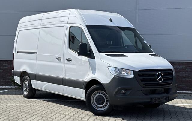 Mercedes-Benz SPRINTER 317 1.9 CDI L2 H2 Base Cruise control / Android auto / Apple carplay