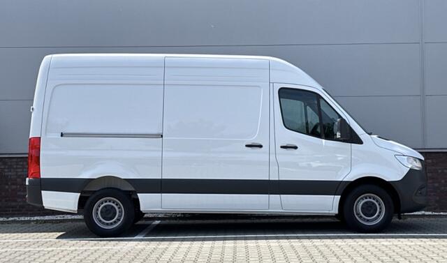 Mercedes-Benz SPRINTER 317 1.9 CDI L2 H2 Base Cruise control / Android auto / Apple carplay