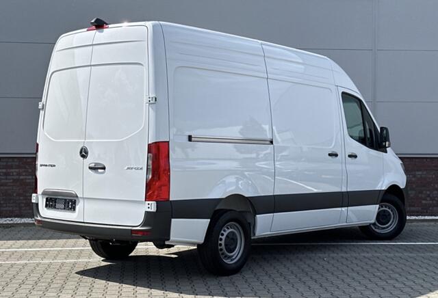 Mercedes-Benz SPRINTER 317 1.9 CDI L2H2 Base Cruise control / Android auto / Apple carplay