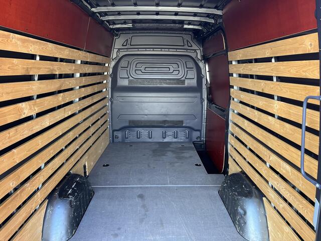 Mercedes-Benz SPRINTER 315 1.9 CDI L2H2 RWD
