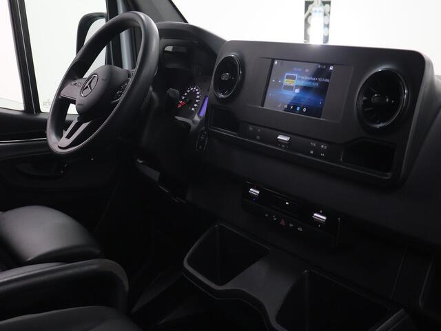 Mercedes-Benz SPRINTER 317 CDI Aut. | L3 H2 | Parkeercamera | Airco | Stoelverwarming | Spraakassistent | Trekhaak | 2800 KG. AHW | Certified