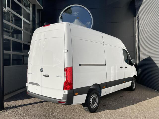 Mercedes-Benz SPRINTER 317 1.9 CDI L2H2 RWD | Sprinter BPM-vrij kopen in 2025