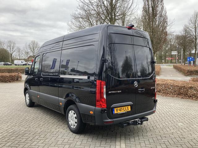 Mercedes-Benz SPRINTER 317 1.9 CDI L2 Pro