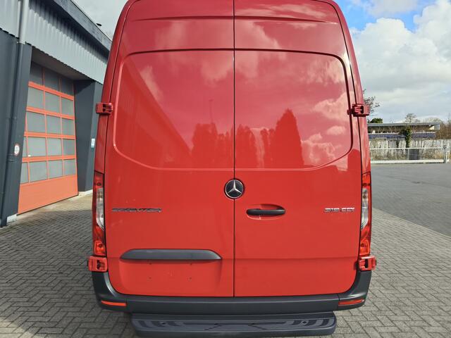 Mercedes-Benz SPRINTER 319 3.0 CDI L2H2 V6