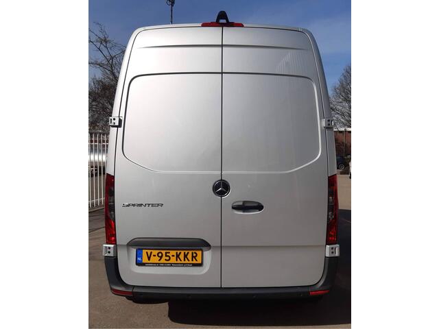 Mercedes-Benz SPRINTER L2H2 103 Kw/ 140Pk Autm. Airco Achteruitrijcamera Parkeersensors