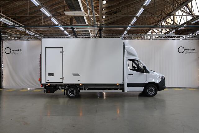 Mercedes-Benz SPRINTER 317 CDI Aut. | Bakwagen met Laadklep | Navigatiesysteem | DAB Ontvanger | Keyless Go | Airco