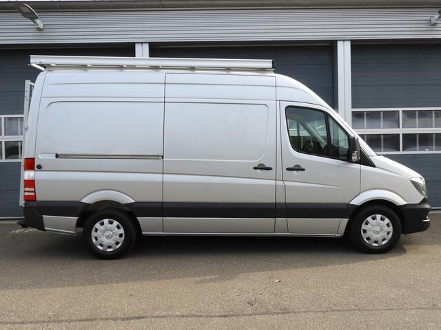 Mercedes-Benz SPRINTER 319 3.0 L2H2 V6 190 PK AIRCO | NAV | 3.5t TREKHAAK | IMPERIAAL