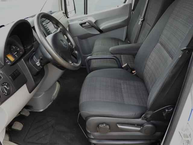Mercedes-Benz SPRINTER 319 3.0 L2H2 V6 190 PK AIRCO | NAV | 3.5t TREKHAAK | IMPERIAAL