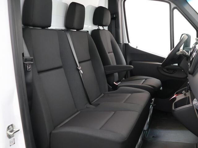Mercedes-Benz SPRINTER 317 CDI Chassis L3 RWD PRO