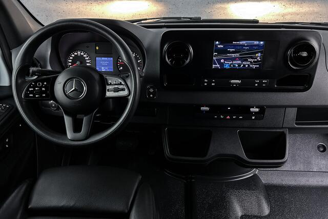 Mercedes-Benz SPRINTER 319 CDI V6 L2H2 EURO 6 | Twee keer schuifdeur | Trekhaak | Camera | Cruise control | Lederen bekleding