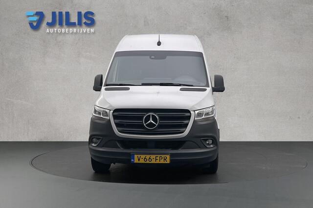 Mercedes-Benz SPRINTER 319 CDI V6 L2H2 EURO 6 | Twee keer schuifdeur | Trekhaak | Camera | Cruise control | Lederen bekleding