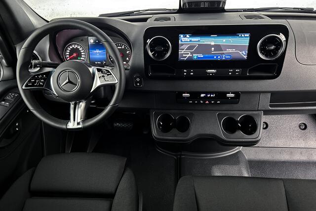 Mercedes-Benz SPRINTER 319 1.9 CDI L2 RWD Automaat | Trekhaak 3,5 T | LED | Camera | Adaptief cruise control | Verwarmde stoelen