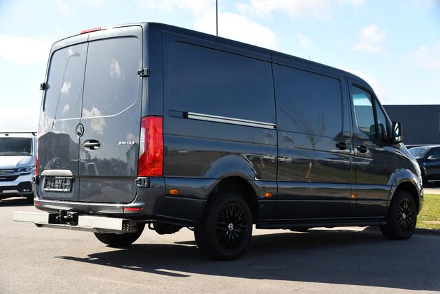 Mercedes-Benz SPRINTER 316 2.2 CDI L2H1 PB Edition Adaptieve Cruise, Carplay, 3500KG Trekhaak, Dodehoek, 164PK, Automaat, UNIEK!