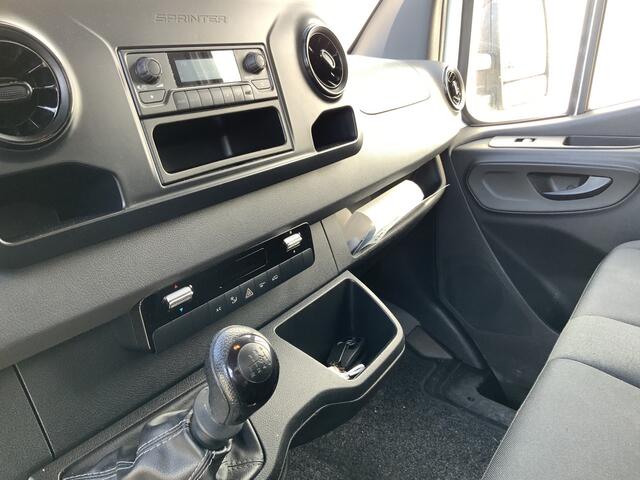 Mercedes-Benz SPRINTER 314 2.2 CDI L3 Airco Meubelbak & Lift Bakmaat L420B212H210 Airco 3 Zits Euro 6