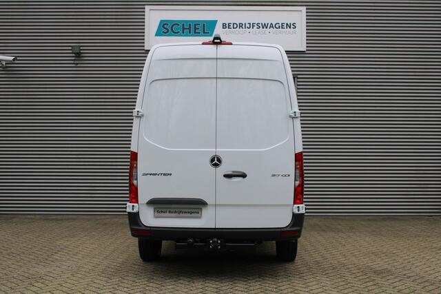 Mercedes-Benz SPRINTER 317CDI L2H2 Pro - Mbux 10 - 3.5t Trekhaak - Betimmering - Camera - Carplay - Bind spot - Cruise - Smartphone integratie - Rijklaar