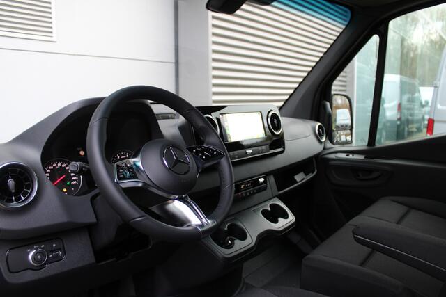 Mercedes-Benz SPRINTER 317CDI L2H2 Pro - Mbux 10 - 3.5t Trekhaak - Betimmering - Camera - Carplay - Bind spot - Cruise - Smartphone integratie - Rijklaar