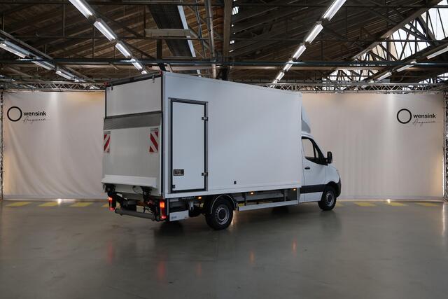 Mercedes-Benz SPRINTER 317 CDI L3 Bakwagen met Laadklep | Navigatie | Bluetooth | Airco | Keyless Go | Bakwagen | Laadklep | 3-zits | 1000 KG. Laadvermogen | Certified