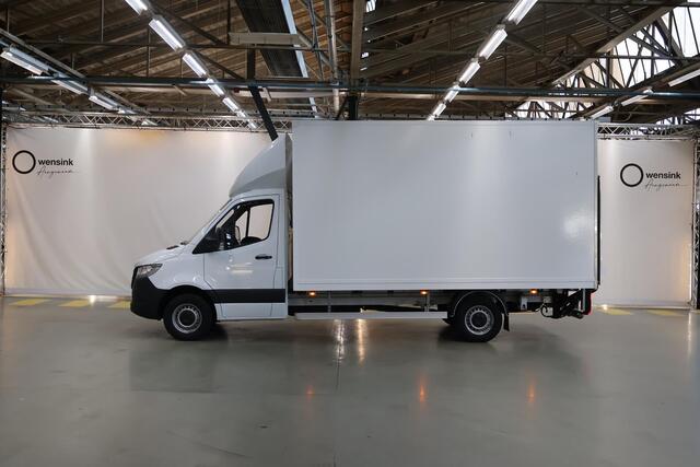 Mercedes-Benz SPRINTER 317 CDI L3 Bakwagen met Laadklep | Navigatie | Bluetooth | Airco | Keyless Go | Bakwagen | Laadklep | 3-zits | 1000 KG. Laadvermogen | Certified