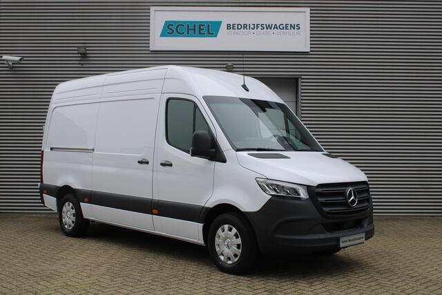 Mercedes-Benz SPRINTER 317CDI L2H2 Pro - 2x Schuifdeur - LED - Mbux 10 - 3.5t Trekhaak - Betimmering - Camera - Carplay - Bind spot - Cruise - Smartphone integratie - Rijklaar