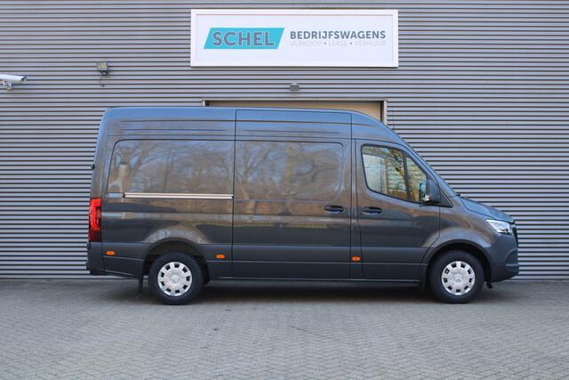 Mercedes-Benz SPRINTER 317CDI L2H2 Select - LED - Mbux 10 - 3.5t Trekhaak - Geveerde Stoel - Betimmering - Camera - Carplay - Bind spot - Cruise - Rijklaar