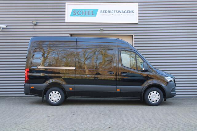 Mercedes-Benz SPRINTER 317CDI L2H2 Select - LED - Mbux 10 - 3.5t Trekhaak - Geveerde Stoel - Betimmering - Camera - Carplay - Bind spot - Cruise - Rijklaar