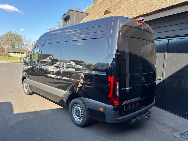 Mercedes-Benz SPRINTER 319 Pro 3,5t trekhaak LED