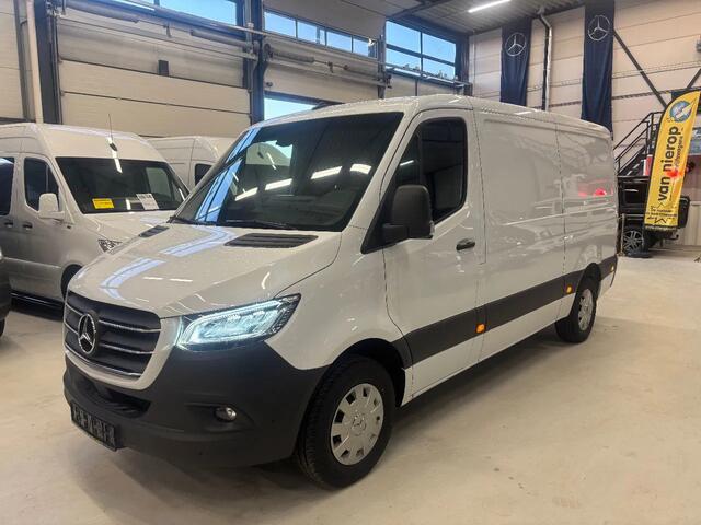 Mercedes-Benz SPRINTER 317CDI L2H1 Automaat Airco Navi Cruisecontrol 3500KG Trekhaak NIEUW BPM VRIJ