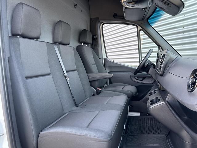 Mercedes-Benz SPRINTER 315 CDI L2H2 Automaat Airco Navigatie Camera etc Nieuwprijs ¤ 59192,- ex