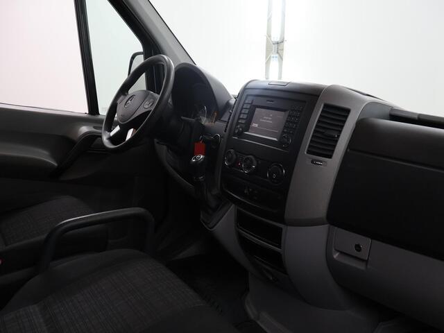 Mercedes-Benz SPRINTER 316 CDI Aut. | L2 H2 | Airco | Cruise Control | Trekhaak | Parkeercamera | 3500KG. AHW | 3-zits