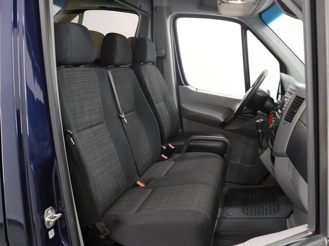 Mercedes-Benz SPRINTER 316 CDI Aut. | L2 H2 | Airco | Cruise Control | Trekhaak | Parkeercamera | 3500KG. AHW | 3-zits